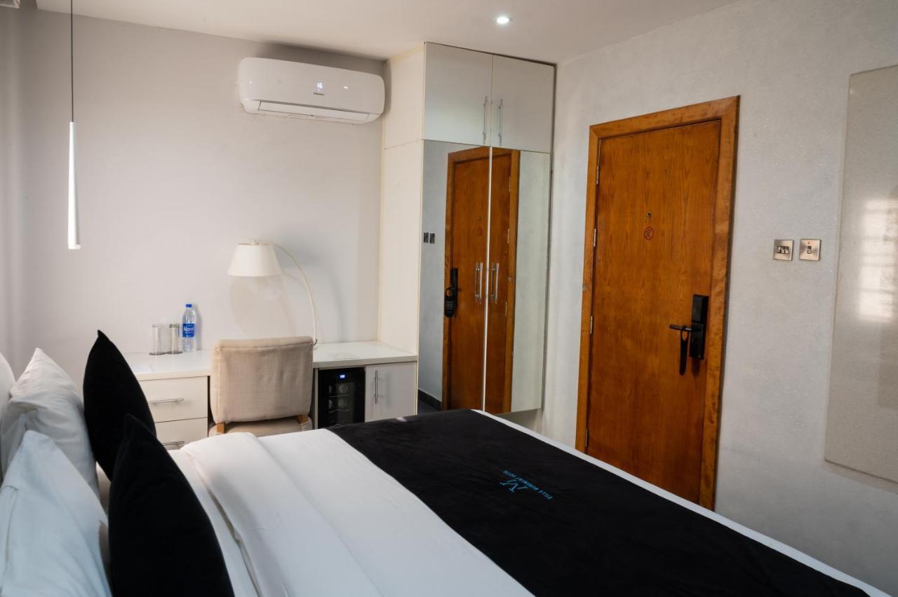 Villa Monument Hotel Aliayabiagba Экстерьер фото