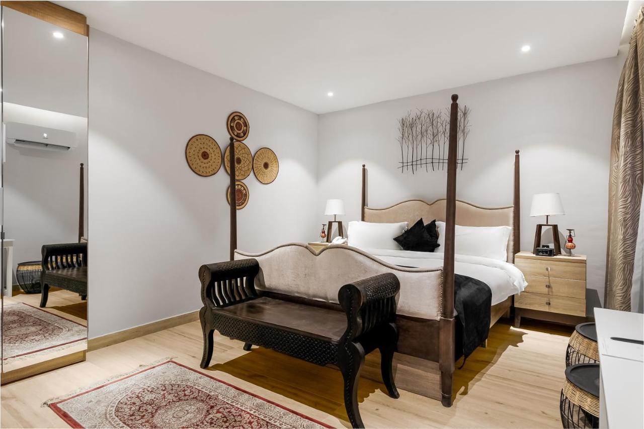 Villa Monument Hotel Aliayabiagba Экстерьер фото
