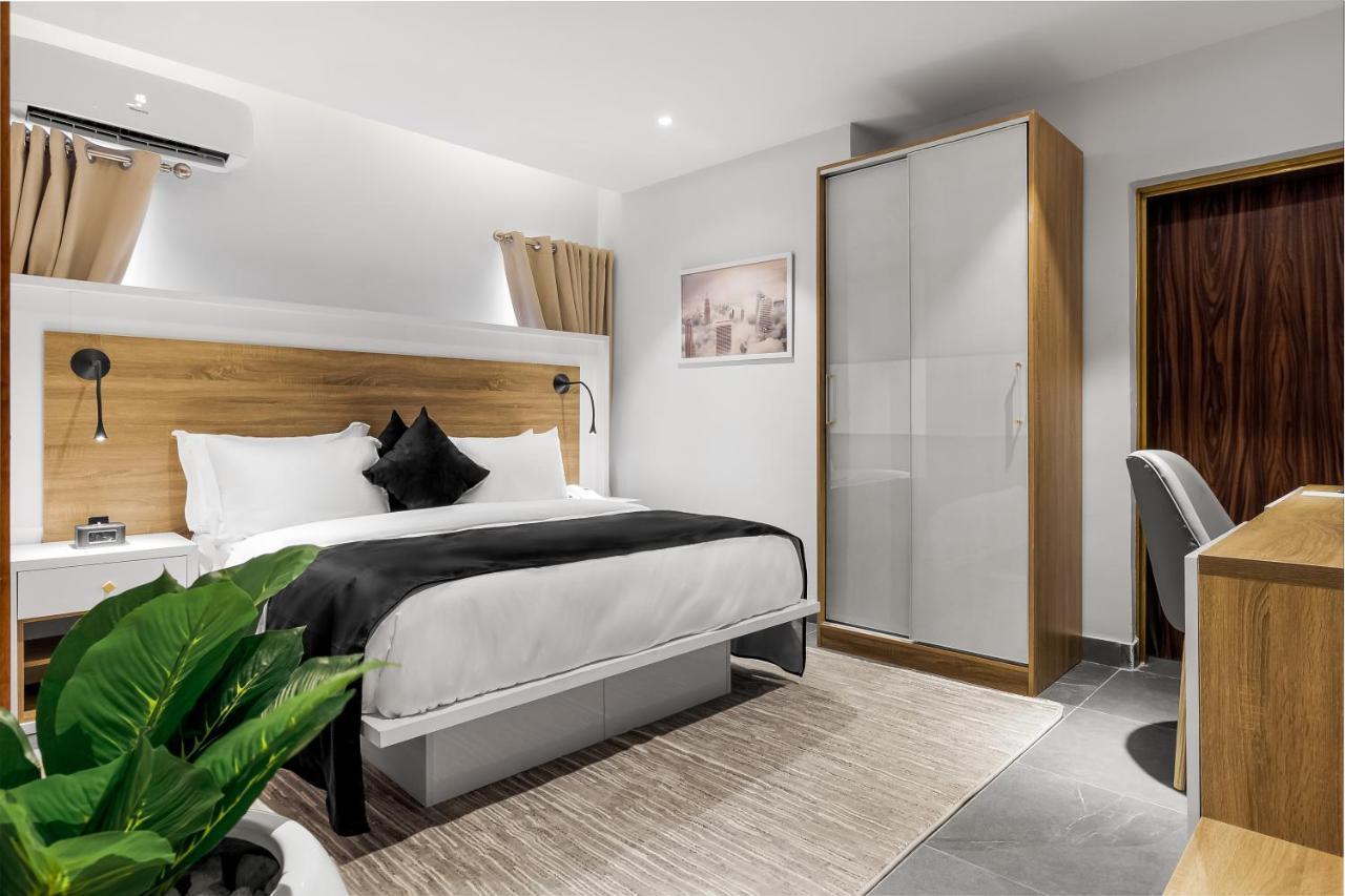Villa Monument Hotel Aliayabiagba Экстерьер фото