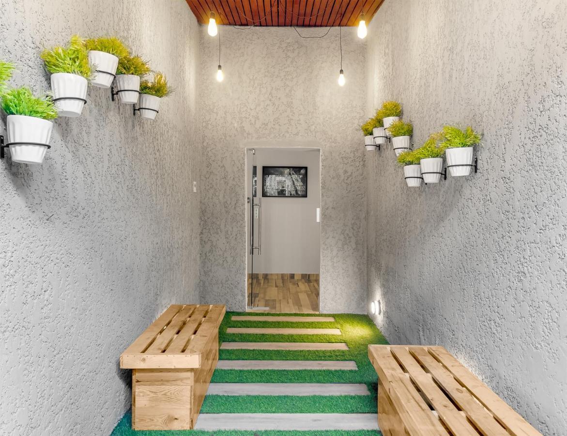 Villa Monument Hotel Aliayabiagba Экстерьер фото